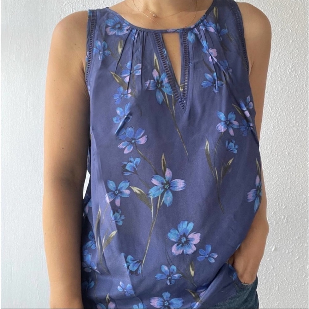 Anthropologie Greylin SMALL 100% silk tank top blue floral flowers